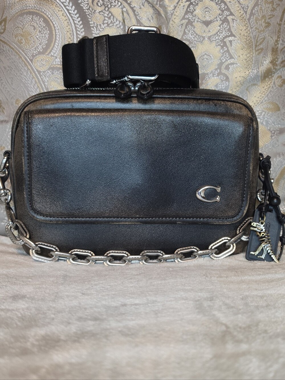COACH CHARTER FLAP CROSSBODY 24 CBN38